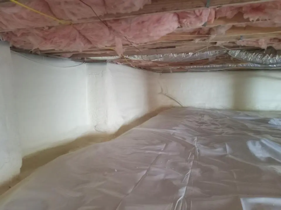 Crawl space encapsulation with closed-cell spray foam for Roof Waterproofing in Alderwood Manor